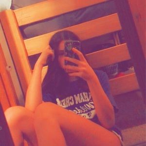 Meet your Posher, Abbey